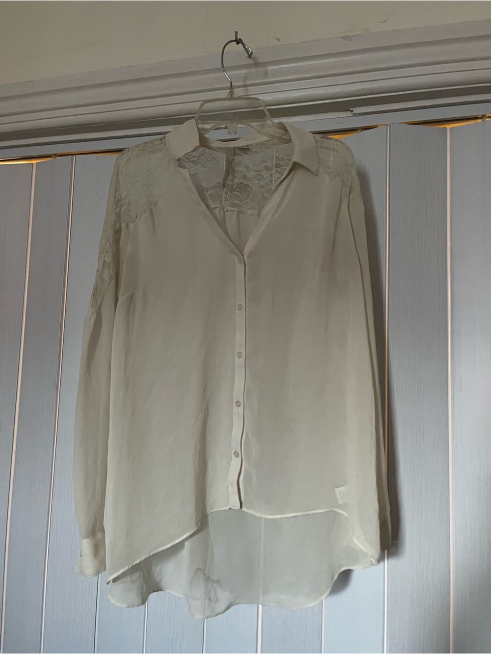 LC Lauren Conrad Ivory Chiffon & Lace Paneled Sheer High Low Collared Blouse